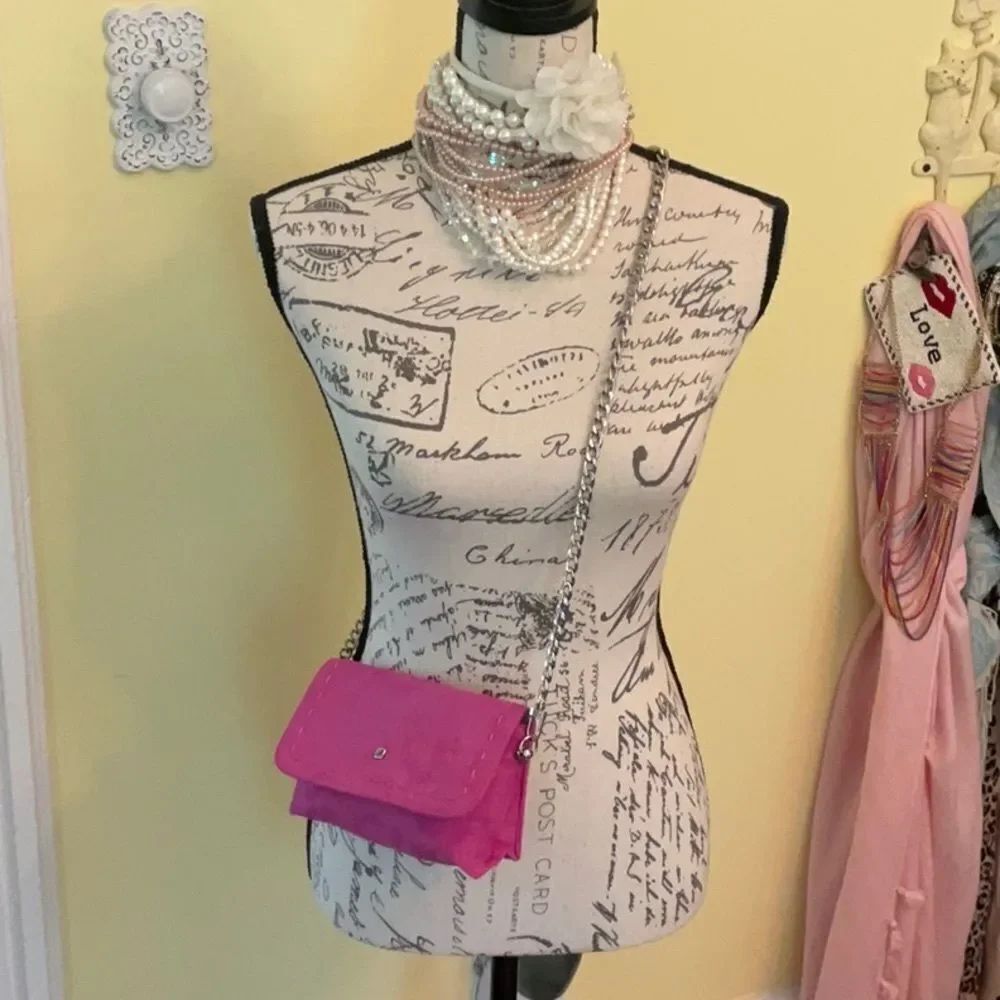 AUTH GIVENCHY (PARFUM) *ORCHID PINK* POUCHETTE CROSSBODY (DIY) CLEAN EUC